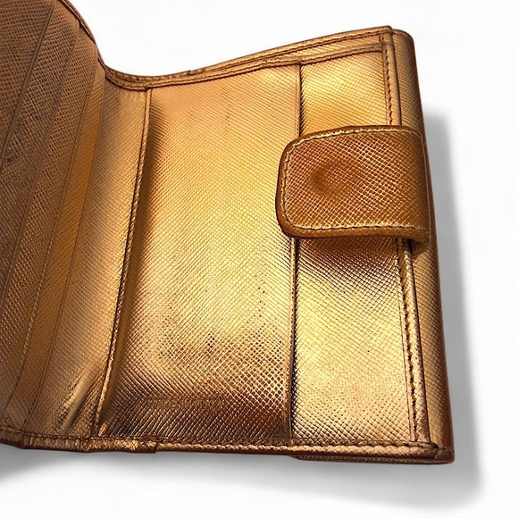 Prada Saffiano Leather Compact Wallet in Metallic Oro Gold with COA - Picture 9 of 12
